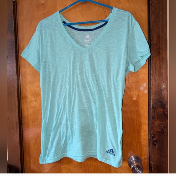 Adidas woman's large T-shirt - Picture 1 of 3